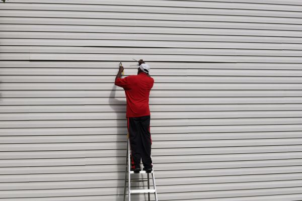 Cost of Siding Reattachment in Gig Harbor